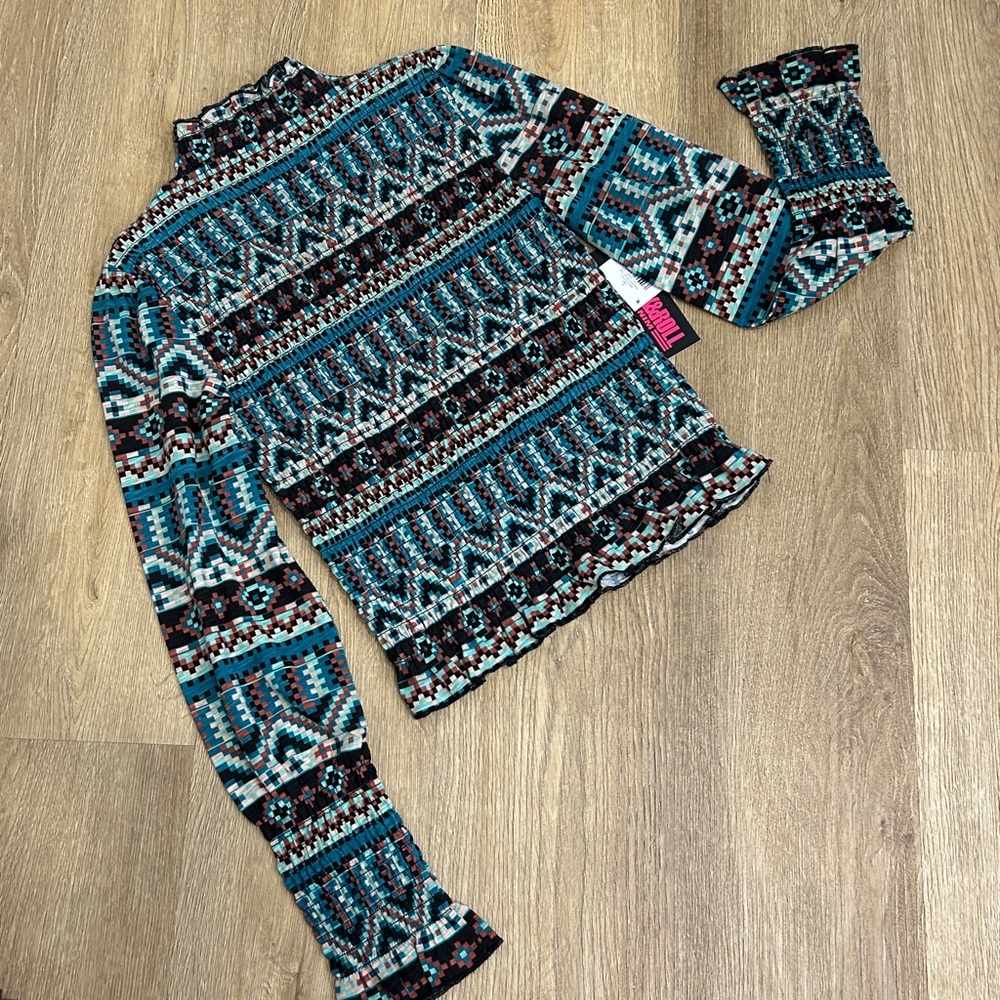 NWT Smocked Long Sleeve Western Top by ROCK AND ROLL DENIM |Size Medium